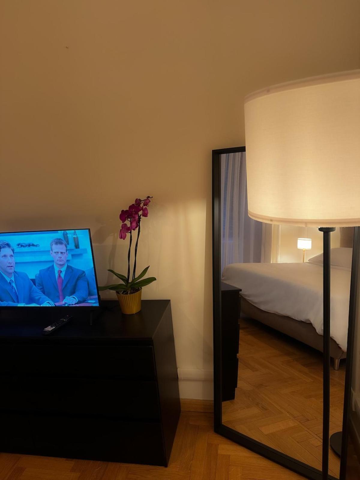 Apartment The 56