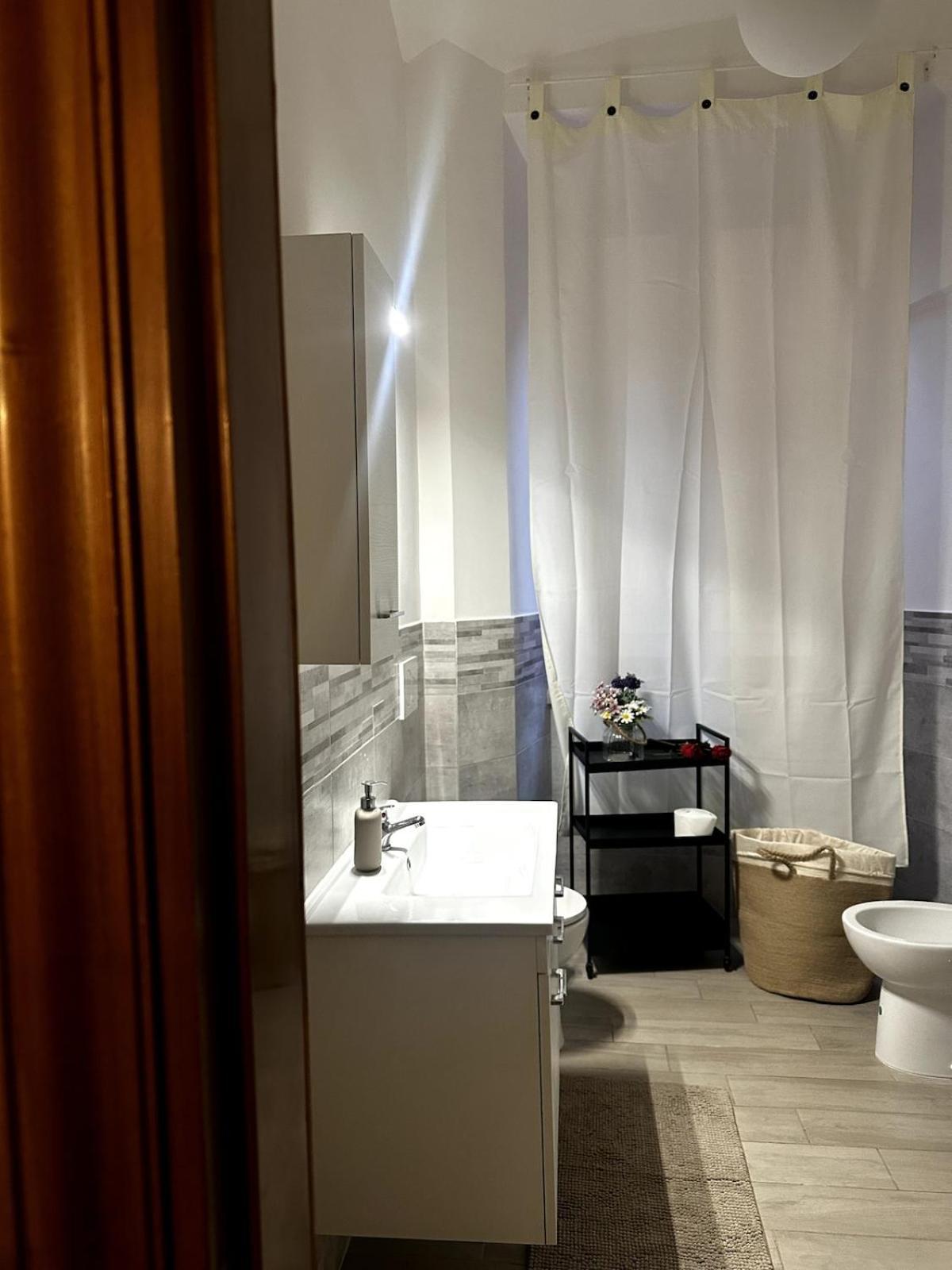 Apartment The 56